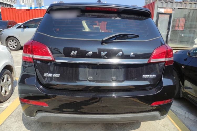 Used Haval H2 2018 Chuanxiang Edition Red Badge 1.5T Dual-Clutch Two-Wheel Drive Fashionable Model Rear