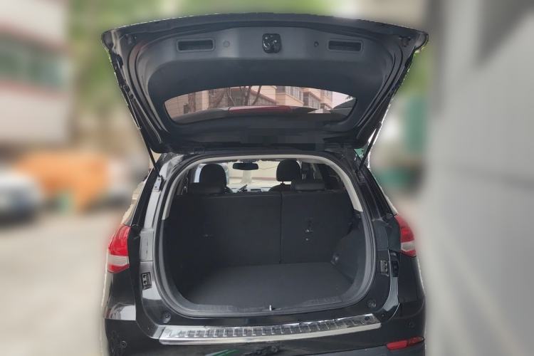 Used Haval H2 2018 Chuanxiang Edition Blue Badge 1.5T Dual-Clutch Two-Wheel Drive Fashionable Model Trunk