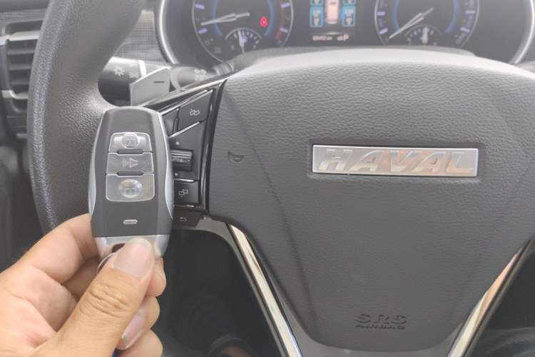 Used Haval H2 2018 Chuanxiang Edition Blue Badge 1.5T Dual-Clutch Two-Wheel Drive Fashionable Model Vehicle Key