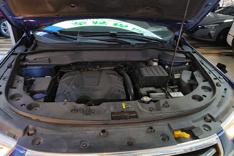 Used Haval H2 2018 1.5T Dual-Clutch Two-Wheel Drive Fashion Model China VI Standard Engine Bay