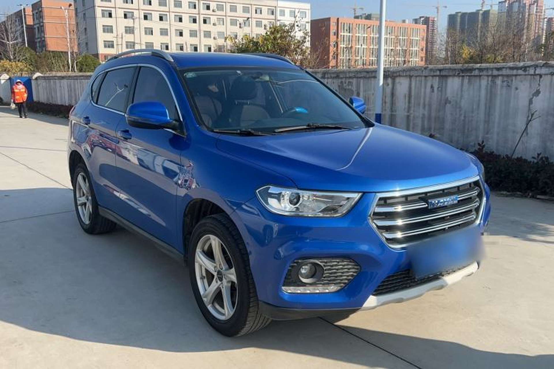 Used Haval H2 2018 Chuanxiang Edition Blue Badge 1.5T Dual-Clutch Two-Wheel Drive Fashionable Model Exterior 5