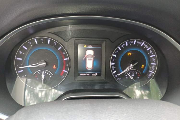 Used Haval H2 2018 Chuanxiang Edition Blue Badge 1.5T Dual-Clutch Two-Wheel Drive Fashionable Model Instrument Cluster