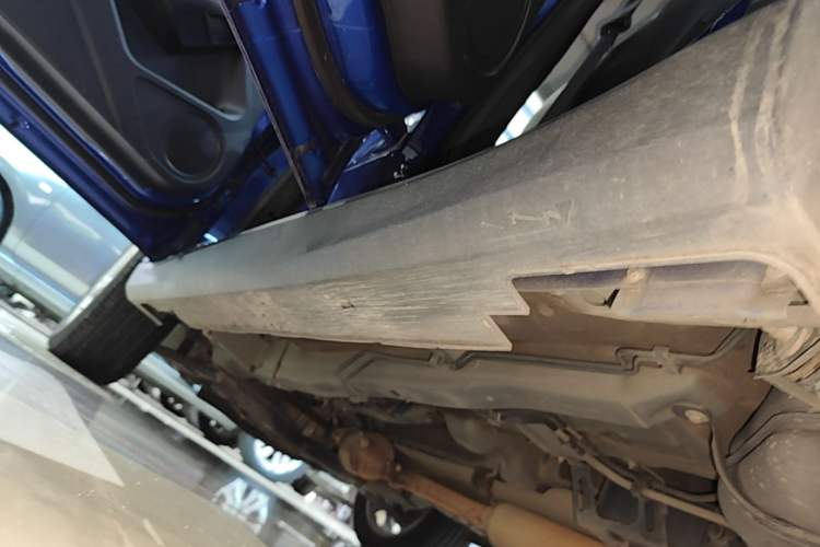 Used Haval H2 2018 1.5T Dual-Clutch Two-Wheel Drive Fashion Model China VI Standard Left Side Sill