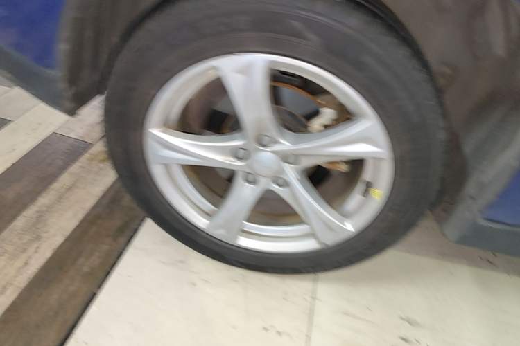 Used Haval H2 2018 1.5T Dual-Clutch Two-Wheel Drive Fashion Model China VI Standard Right Rear Wheel Hub