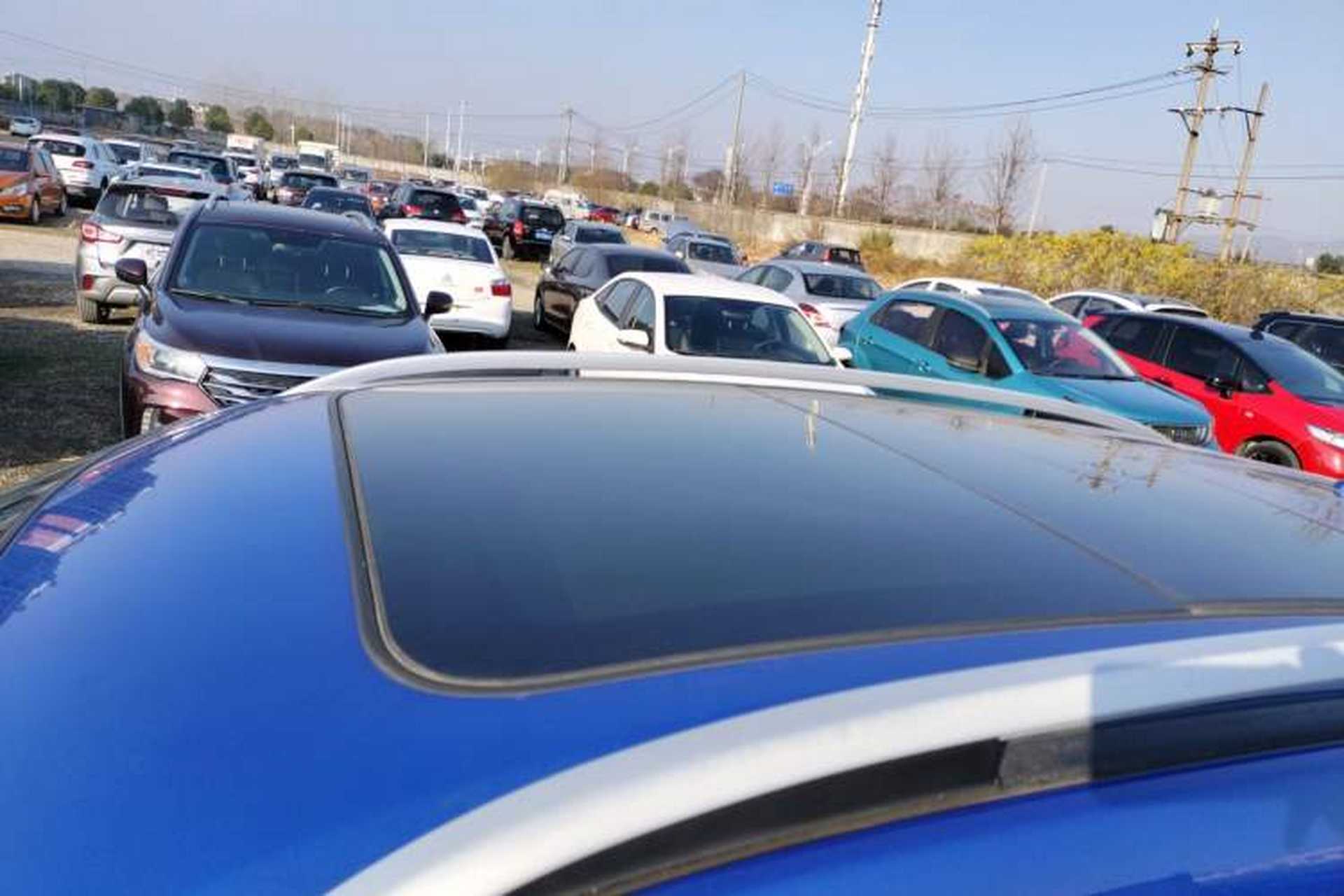 Used Haval H2 2018 Chuanxiang Edition Blue Badge 1.5T Dual-Clutch Two-Wheel Drive Fashionable Model Roof