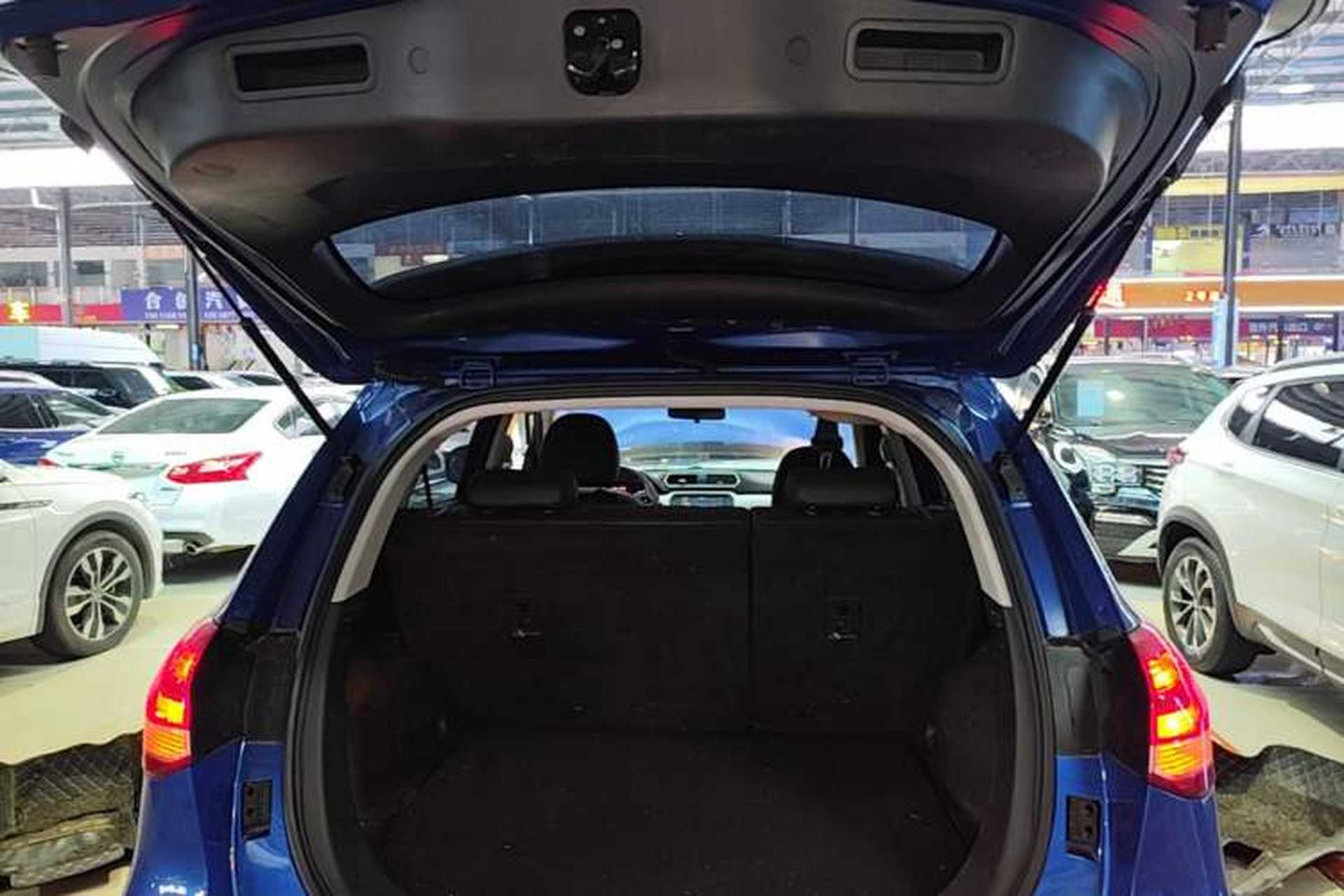 Used Haval H2 2018 1.5T Dual-Clutch Two-Wheel Drive Fashion Model China VI Standard Trunk