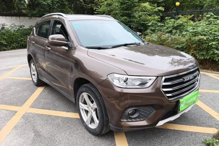 Used Haval H2 2018 1.5T Dual-Clutch Two-Wheel Drive Fashion Model China VI Standard Front Right 45 Deg