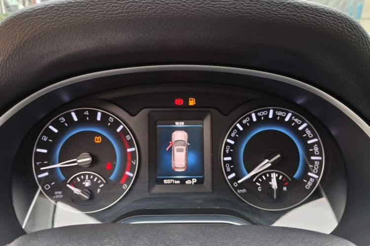 Used Haval H2 2018 1.5T Dual-Clutch Two-Wheel Drive Fashion Model China VI Standard Instrument Cluster
