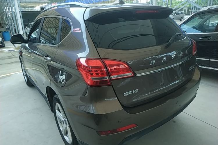 Used Haval H2 2018 Chuanxiang Edition Red Badge 1.5T Dual-Clutch Two-Wheel Drive Fashionable Model Rear Left 45 Deg