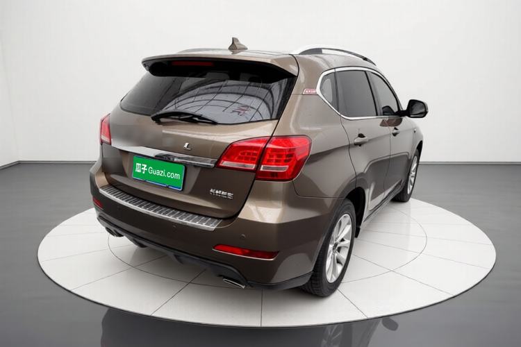 Used Haval H2 2018 Red-Label 1.5T Manual Two-Wheel Drive Elite Model Rear Right 45 Deg