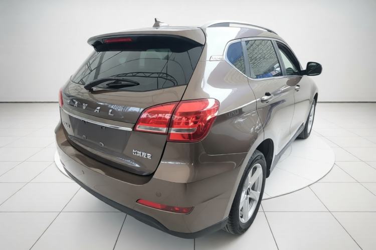 Used Haval H2 2018 Chuanxiang Edition Red Badge 1.5T Dual-Clutch Two-Wheel Drive Fashionable Model Rear Right 45 Deg