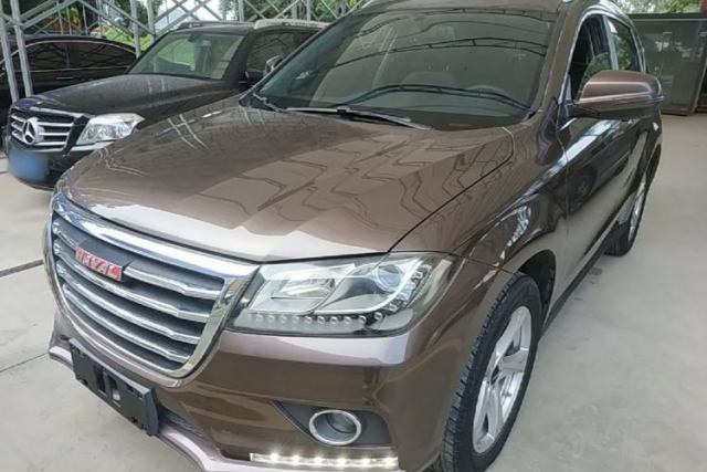 Used Haval H2 2018 Chuanxiang Edition Red Badge 1.5T Dual-Clutch Two-Wheel Drive Fashionable Model