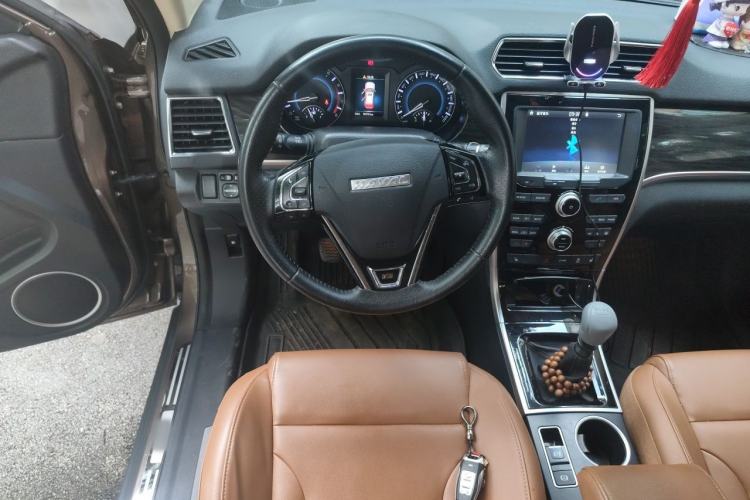 Used Haval H2 2018 Red-Label 1.5T Manual Two-Wheel Drive Luxury Model Steering Wheel