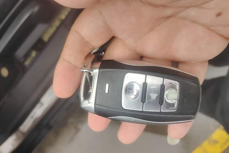 Used Haval H2 2018 Red-Label 1.5T Manual Two-Wheel Drive Elite Model Vehicle Key