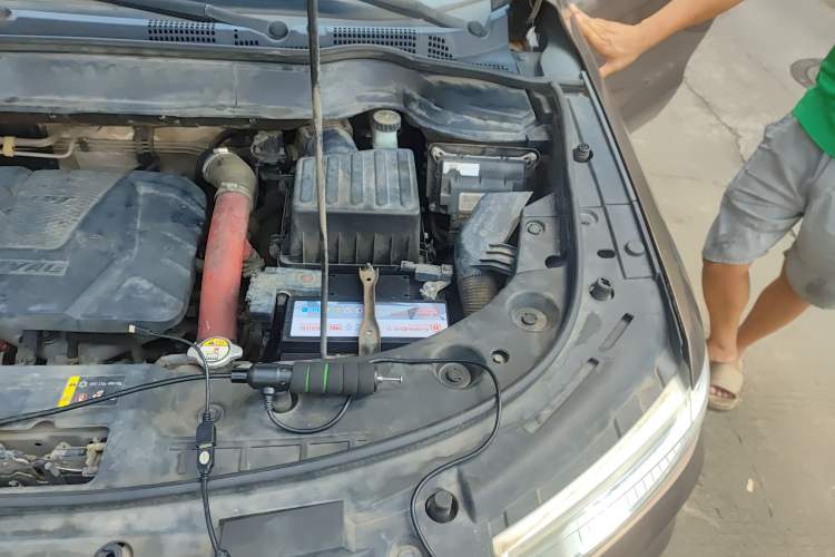 Used Haval H2 2018 Blue-Label 1.5T Dual-Clutch Two-Wheel-Drive Luxury Model Engine Bay Left