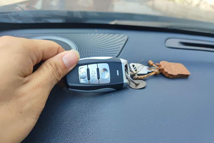 Used Haval H2 2018 Blue-Label 1.5T Dual-Clutch Two-Wheel-Drive Luxury Model Vehicle Key