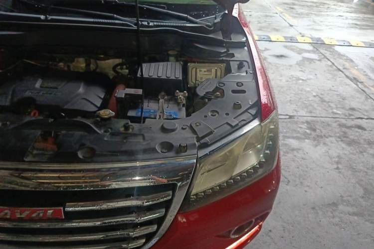 Used Haval H2 2018 Red-Label 1.5T Manual Two-Wheel Drive Elite Model Engine Bay Left