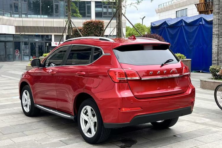 Used Haval H2 2018 1.5T Dual-Clutch Two-Wheel Drive Fashion Model China VI Standard Exterior 2