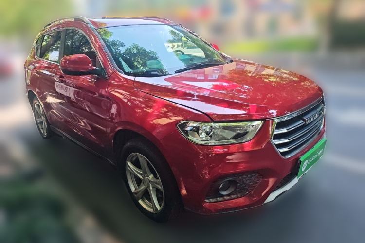 Used Haval H2 2018 Chuanxiang Edition 1.5T Dual-Clutch Two-Wheel Drive Fashion Model China V Standard Front Right 45 Deg
