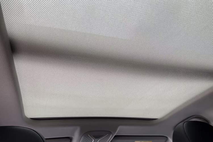Used Haval H2 2018 1.5T Dual-Clutch Two-Wheel Drive Fashion Model China VI Standard Headliner
