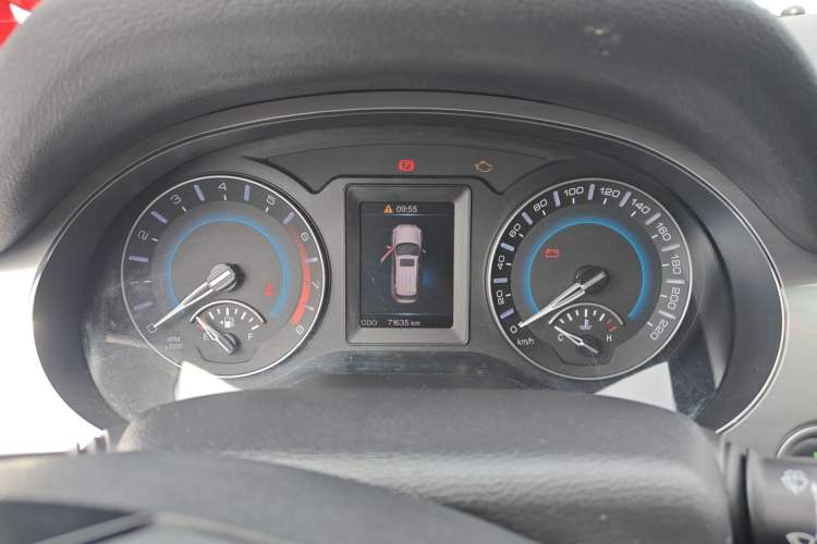 Used Haval H2 2018 Red-Label 1.5T Manual Two-Wheel Drive Luxury Model Instrument Cluster