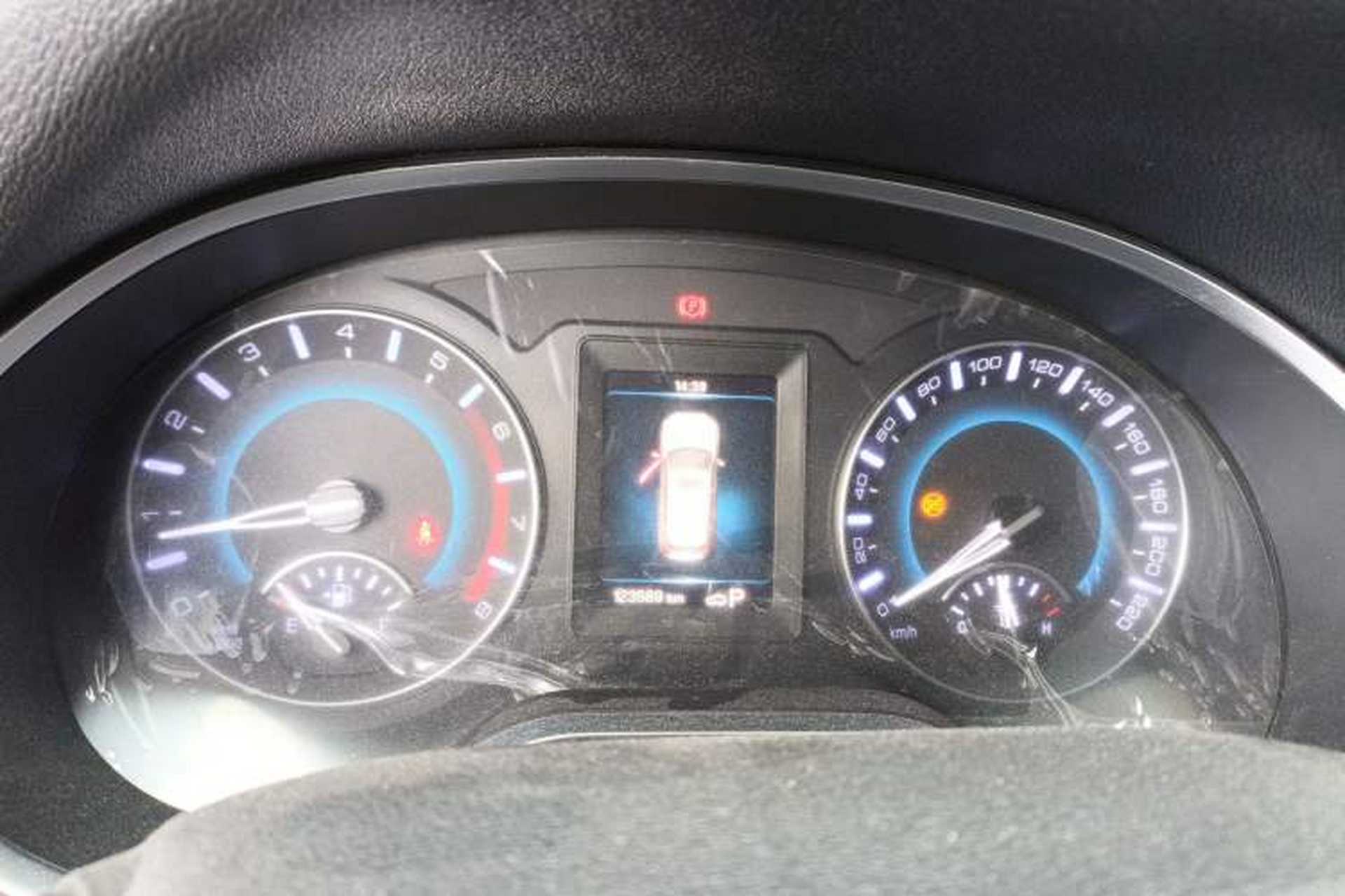 Used Haval H2 2018 Blue Label 1.5T Dual-Clutch Two-Wheel-Drive Elite Model Instrument Cluster