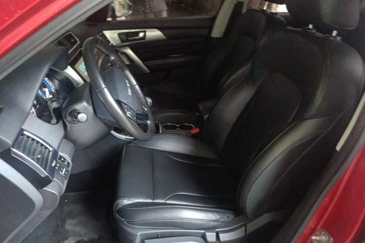 Used Haval H2 2018 Red-Label 1.5T Manual Two-Wheel Drive Elite Model Left Front Seat