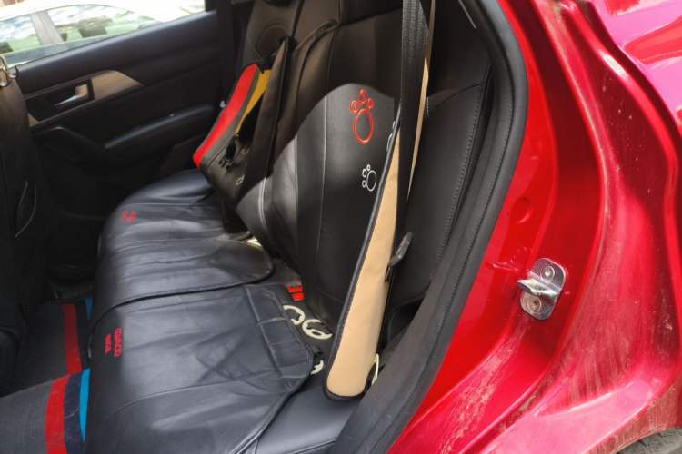 Used Haval H2 2018 Chuanxiang Edition Red Badge 1.5T Dual-Clutch Two-Wheel Drive ZhiShang Model Left Rear Seat