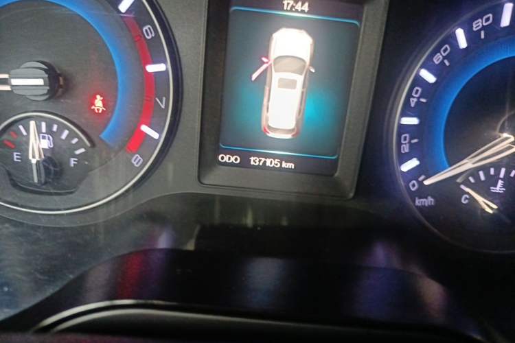 Used Haval H2 2018 Red-Label 1.5T Manual Two-Wheel Drive Elite Model Odometer Close Up