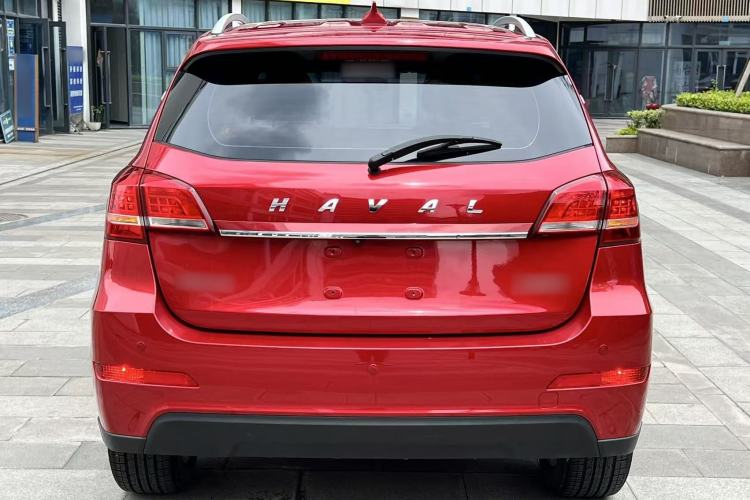 Used Haval H2 2018 1.5T Dual-Clutch Two-Wheel Drive Fashion Model China VI Standard Rear