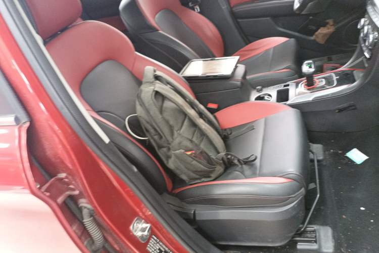 Used Haval H2 2018 Blue Label 1.5T Dual-Clutch Two-Wheel-Drive Elite Model Right Front Seat