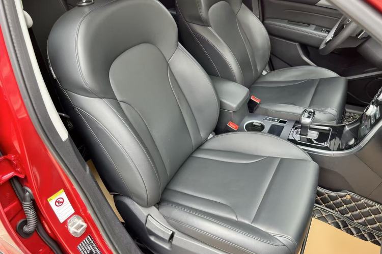 Used Haval H2 2018 1.5T Dual-Clutch Two-Wheel Drive Fashion Model China VI Standard Right Front Seat