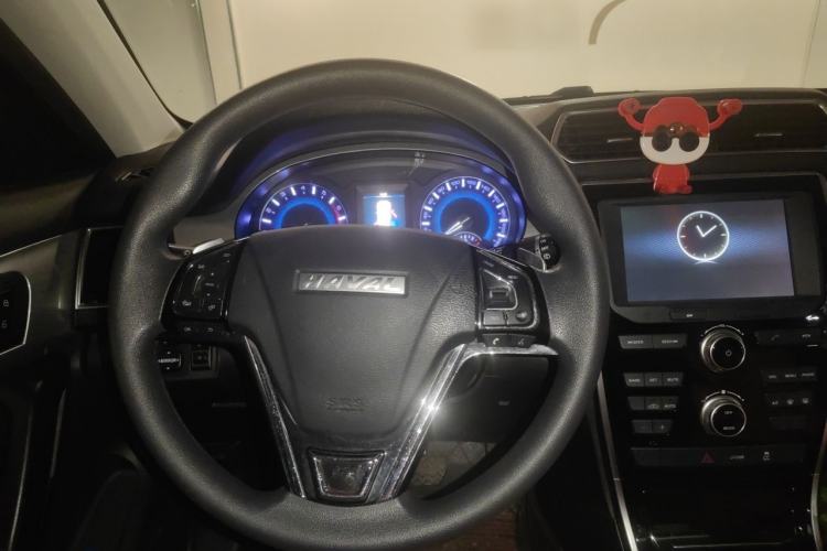 Used Haval H2 2018 Chuanxiang Edition Red Badge 1.5T Dual-Clutch Two-Wheel Drive Fashionable Model Steering Wheel
