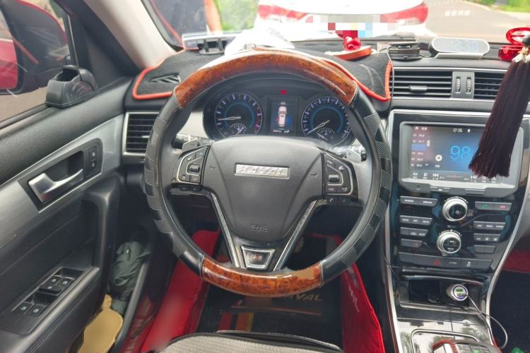 Used Haval H2 2018 Red-Label 1.5T Dual-Clutch Two-Wheel-Drive Elite Model Steering Wheel