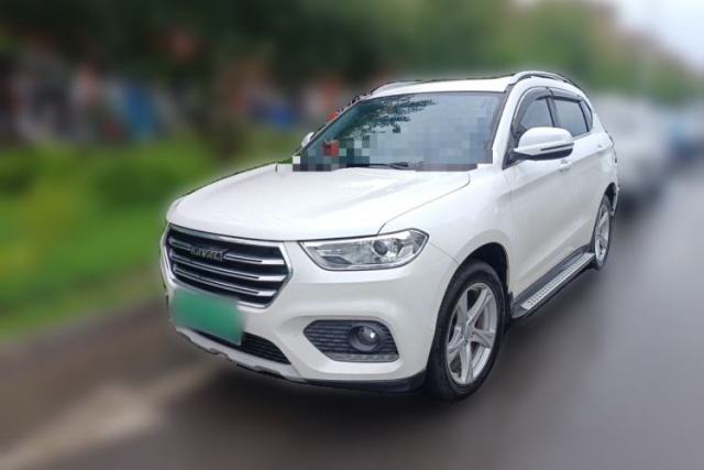 Used Haval H2 2018 Chuanxiang Edition 1.5T Manual Two-Wheel Drive Fashion Model China V Standard