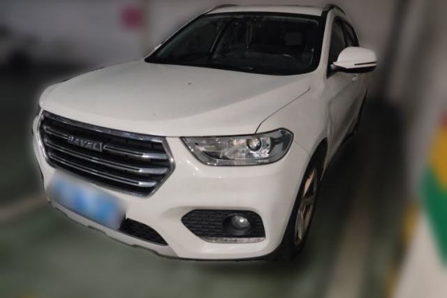 Used Haval H2 2018 Chuanxiang Edition Blue Badge 1.5T Manual Two-Wheel Drive Fashionable Model