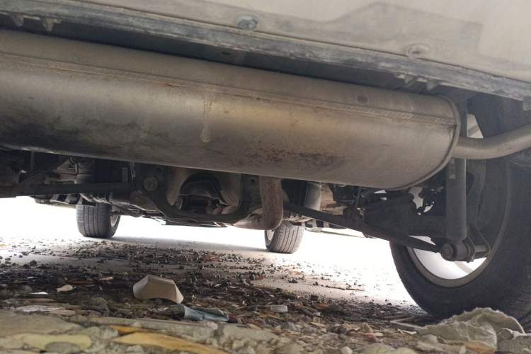 Used Haval H2 2018 Chuanxiang Edition Blue Badge 1.5T Dual-Clutch Two-Wheel Drive Fashionable Model Chassis Rear