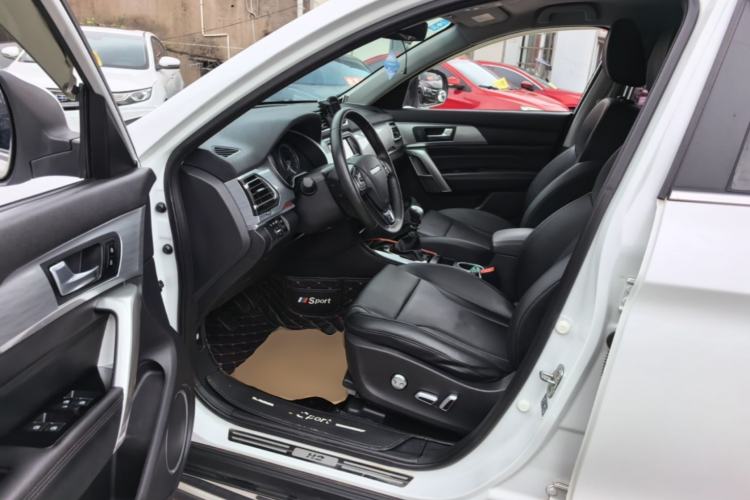 Used Haval H2 2018 Blue Label 1.5T Manual Two-Wheel Drive Luxury Model Driver Seat