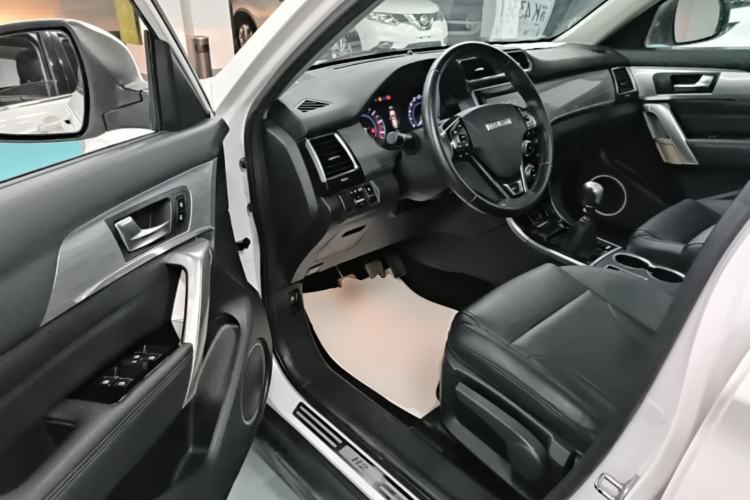 Used Haval H2 2018 Red-Label 1.5T Manual Two-Wheel Drive Luxury Model Driver Seat
