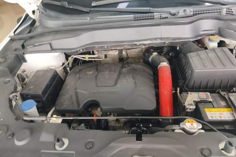 Used Haval H2 2018 Red-Label 1.5T Dual-Clutch Two-Wheel-Drive Elite Model Engine Bay