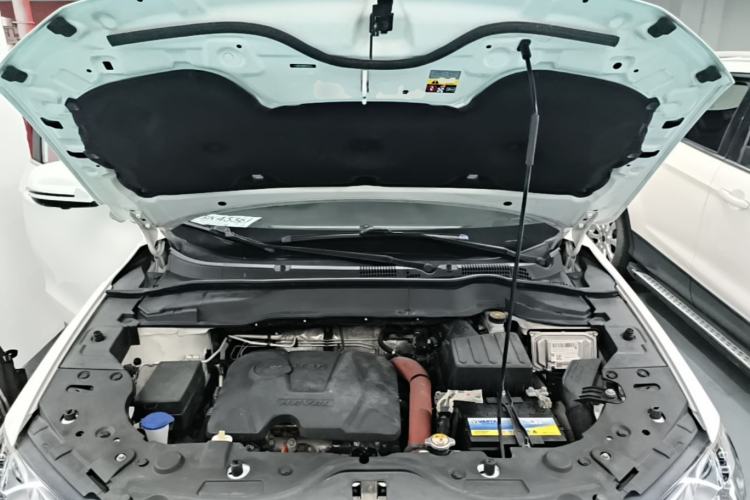 Used Haval H2 2018 Red-Label 1.5T Manual Two-Wheel Drive Luxury Model Engine Bay