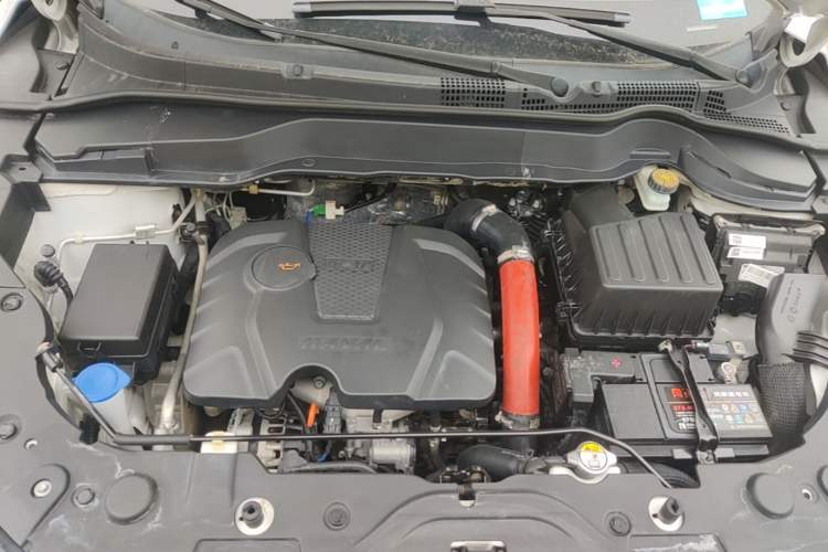 Used Haval H2 2018 Red-Label 1.5T Dual-Clutch Two-Wheel-Drive Elite Model Engine Bay