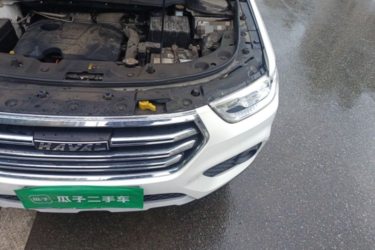 Used Haval H2 2018 Chuanxiang Edition 1.5T Manual Two-Wheel Drive Fashion Model China V Standard Engine Bay Left