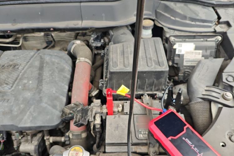 Used Haval H2 2018 Red-Label 1.5T Dual-Clutch Two-Wheel-Drive Luxury Model Engine Bay Left