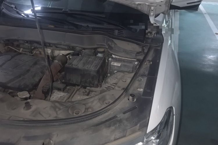 Used Haval H2 2018 Blue Label 1.5T Dual-Clutch Two-Wheel-Drive Elite Model Engine Bay Left
