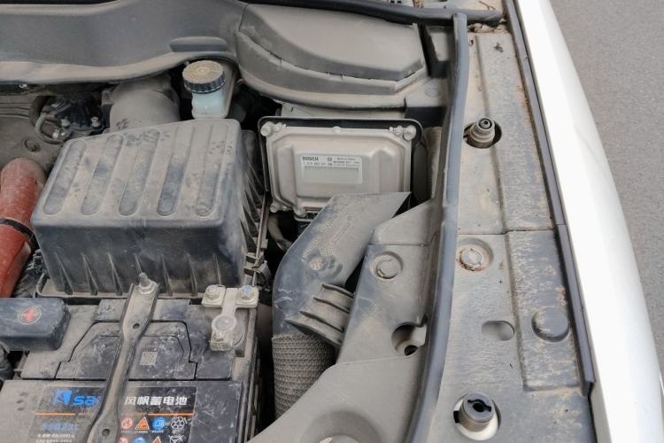 Used Haval H2 2018 Blue Label 1.5T Manual Two-Wheel Drive Elite Model Engine Bay Left