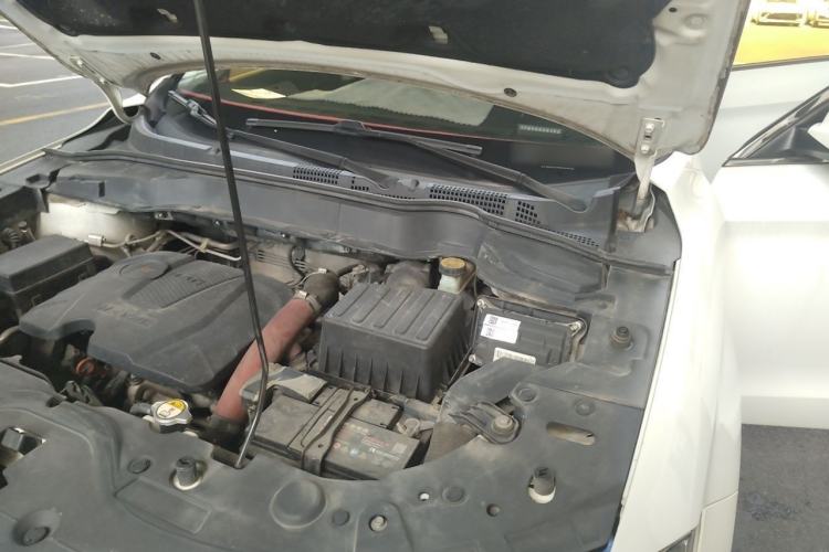 Used Haval H2 2018 Red-Label 1.5T Dual-Clutch Two-Wheel-Drive Luxury Model Engine Bay Left