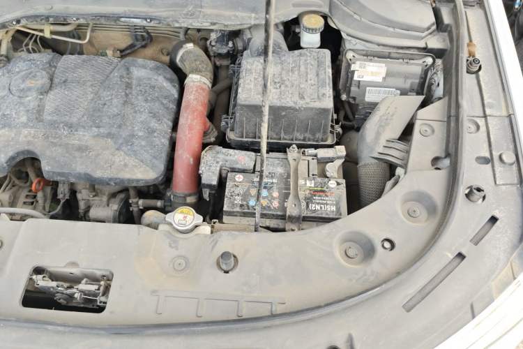 Used Haval H2 2018 Blue-Label 1.5T Dual-Clutch Two-Wheel-Drive Luxury Model Engine Bay Left