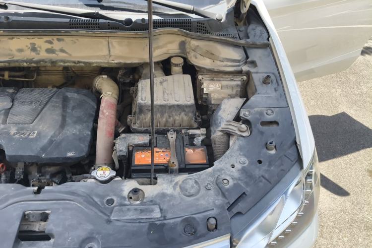 Used Haval H2 2018 Red-Label 1.5T Dual-Clutch Two-Wheel-Drive Luxury Model Engine Bay Left