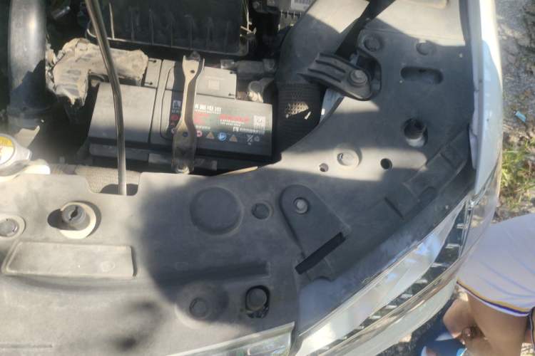 Used Haval H2 2018 1.5T Dual-Clutch Two-Wheel Drive Fashion Model China VI Standard Engine Bay Left